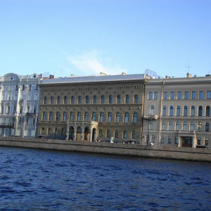 4Vladimirsky Dvorets 1 (centro) - S. Petersburgo.JPG