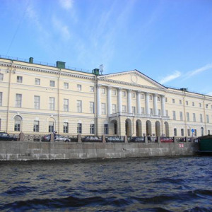 4Biblioteca Nacional Russa - S. Petersburgo.JPG