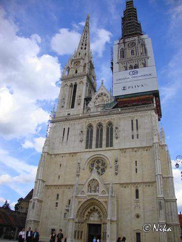 7DSC03552 Catedral - Zagreb.JPG
