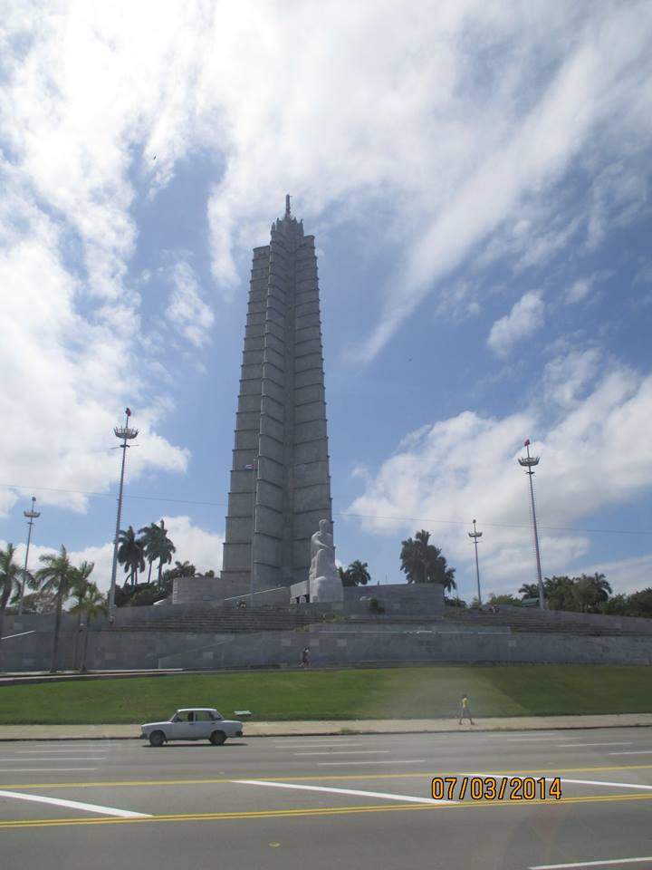 1970787_1396911910579293_1397587731_n.jpg