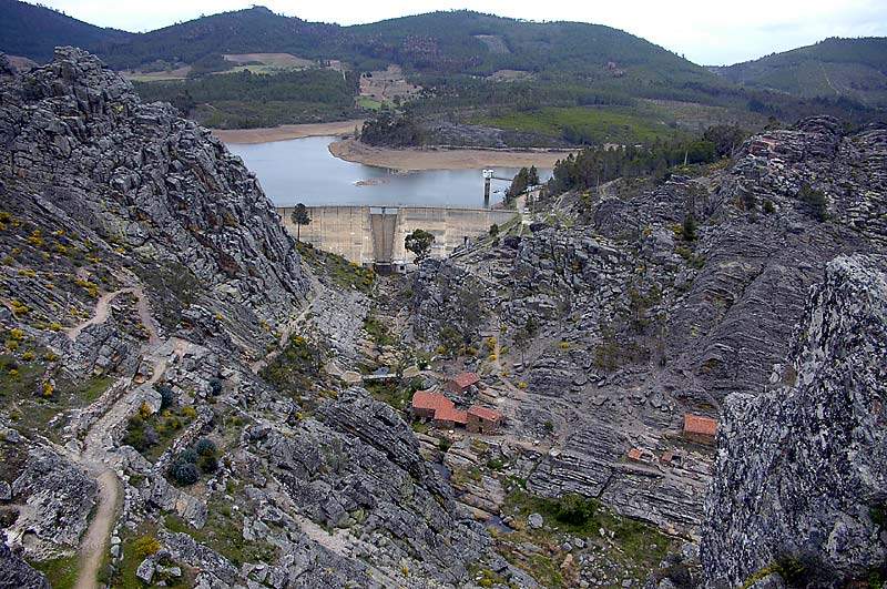 1_Barragem_de_Penha_Garcia.jpg