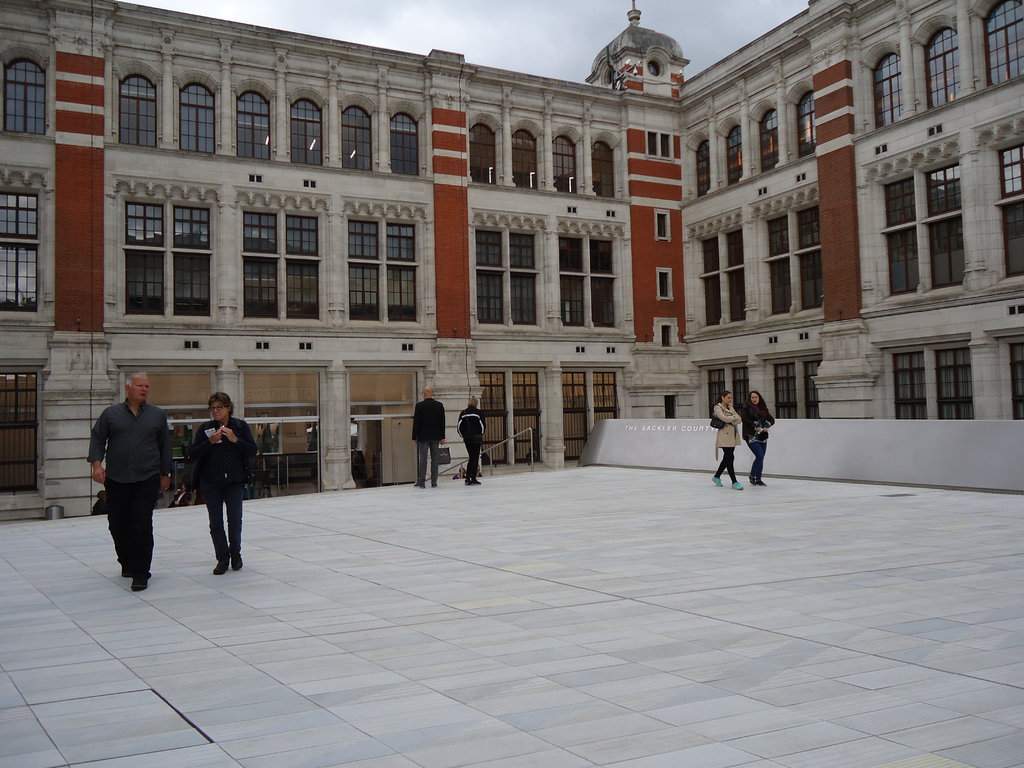 1st Day Victoria & Albert Museum.JPG