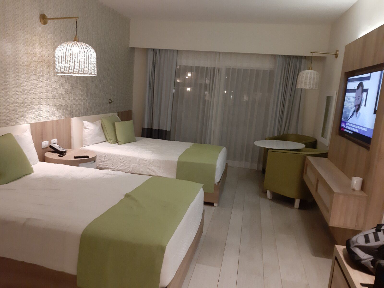 20190428_021119.jpg
