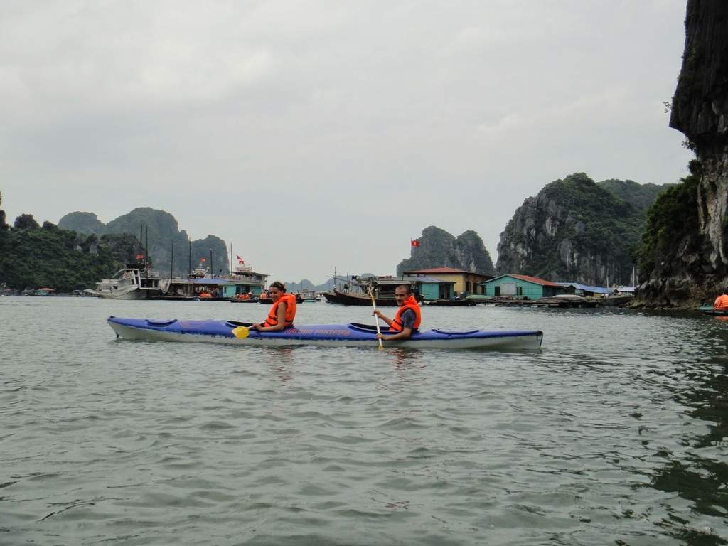 a1.bp.blogspot.com__ViEFLH_b1vg_U677dAg0XbI_AAAAAAAAAsI_pnM4UYindp0_s1600_kayak1.jpg