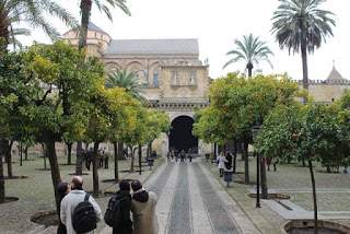 a2.bp.blogspot.com__0YNQgauZCt0_UNwwAdgtSbI_AAAAAAAAAkA_0zg4M8rwbOc_s320_cordoba__4_.JPG