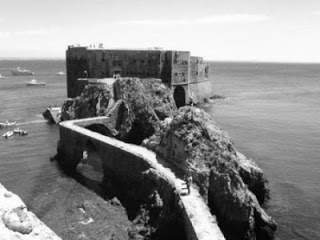 a3.bp.blogspot.com__duUpOsdcI7w_UPP0oSBU1CI_AAAAAAAABC4_4NpIigQo1Bo_s320_Berlengas2.jpg