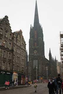 a3.bp.blogspot.com__efQiYkh2qAE_UWaVaqZQxSI_AAAAAAAABhk_HyDcr9T3r_4_s320_edimburgo__4_.JPG