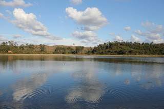 a3.bp.blogspot.com__M1Pp90ar500_UOxbydifKnI_AAAAAAAAA5s_mPgIave91Q0_s320_lagoa.JPG