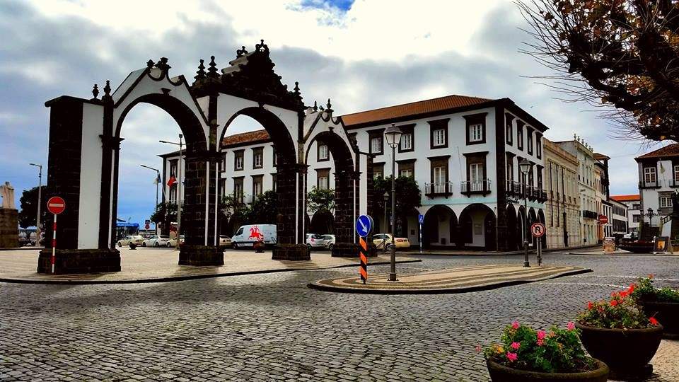 a3.fotos.web.sapo.io_i_Gf3066ce4_18738281_9JRhu.jpeg
