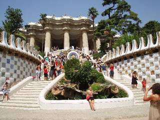 a4.bp.blogspot.com__CS7jjKIm8Tw_T6xZtWCIyyI_AAAAAAAAAXo_N75_MczL67o_s320_parc_guell.jpg