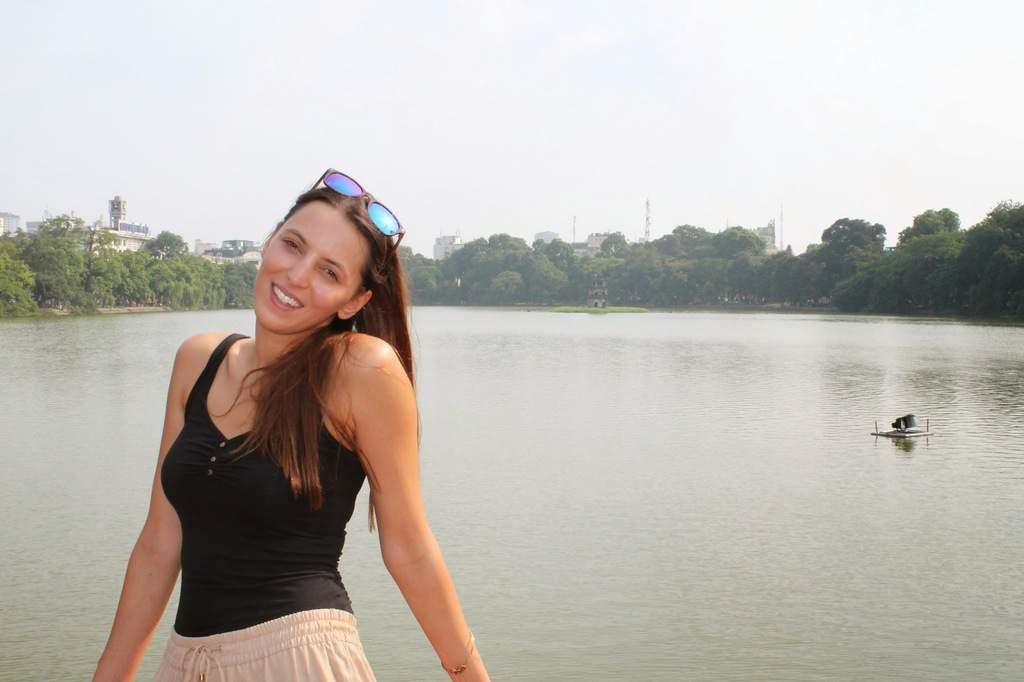 a4.bp.blogspot.com__J333BRzGVpk_U2U1_OpVD6I_AAAAAAAAAgo_DyxMr5z1Boc_s1600_ana_costa_lago.jpg