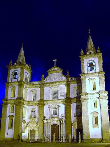 aconhecerportugal.com_files_rotas_se_catedral_portalegre.jpg