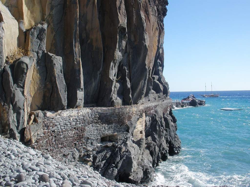 adl.dropboxusercontent.com_u_15955846_Madeira_P9221474.JPG