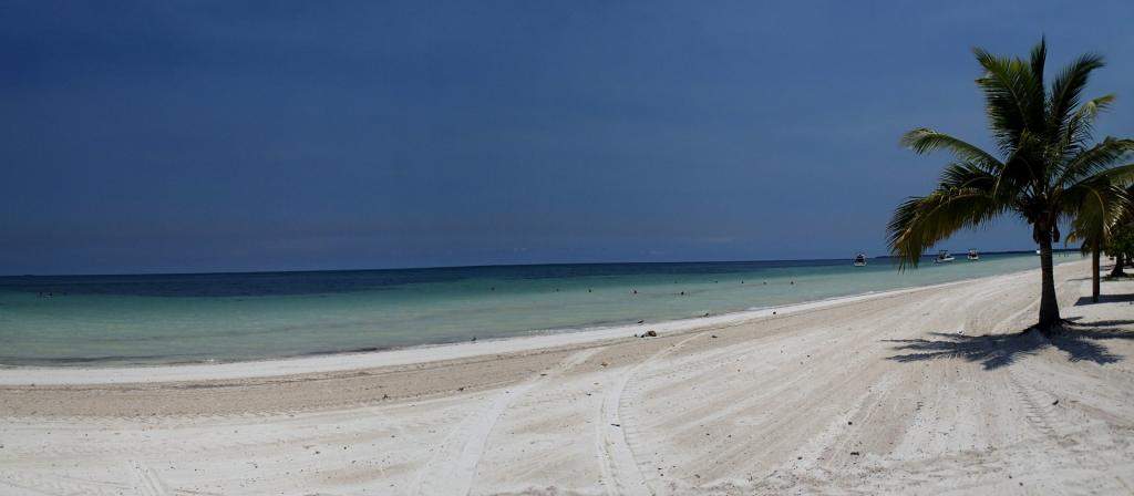 ai1006.photobucket.com_albums_af183_ajml28_Cuba_20Jun_202014_CubaR064_zps2b611486.jpg