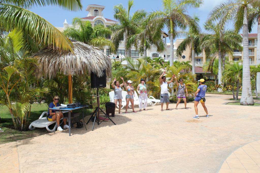 ai1006.photobucket.com_albums_af183_ajml28_Cuba_20Jun_202014_CubaR082_zps9a6fd713.jpg