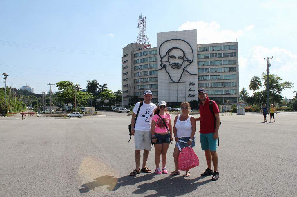 ai1006.photobucket.com_albums_af183_ajml28_Cuba_20Jun_202014_CubaR090_zpsf8a36b39.jpg