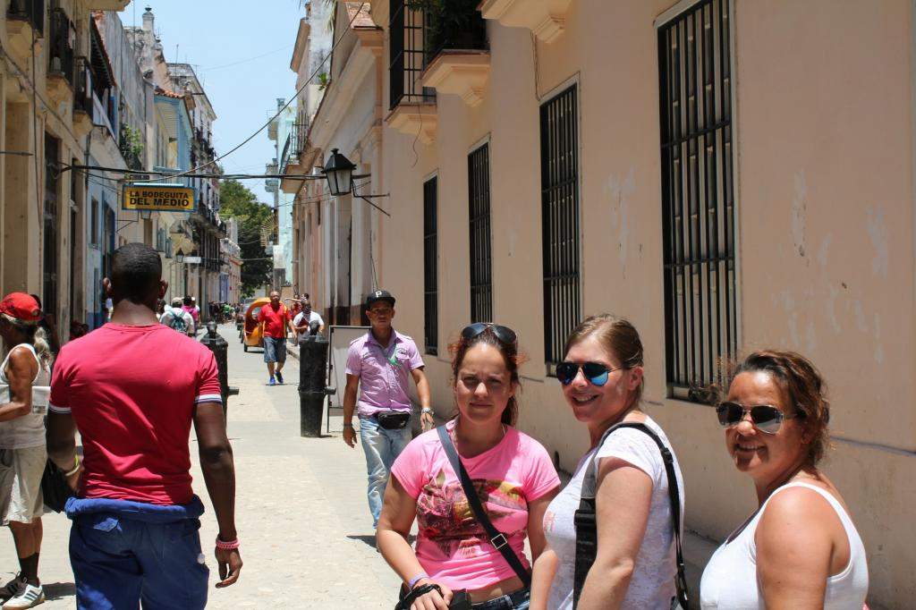 ai1006.photobucket.com_albums_af183_ajml28_Cuba_20Jun_202014_CubaR113_zpsd0eb1a52.jpg