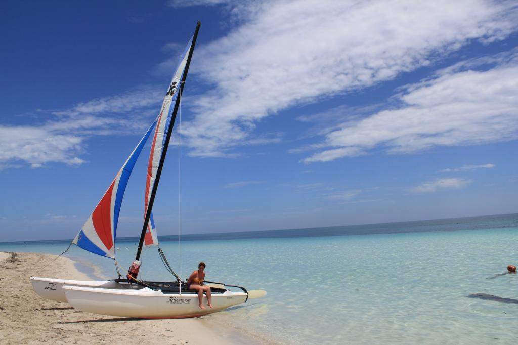 ai1006.photobucket.com_albums_af183_ajml28_Cuba_20Jun_202014_CubaR139_zps17bfc8f5.jpg