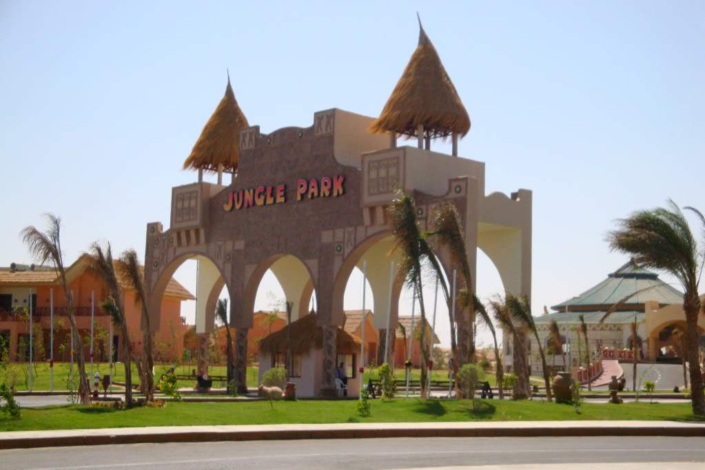 ai1045.photobucket.com_albums_b452_hdptuga_Egypte_Accueil1.jpg