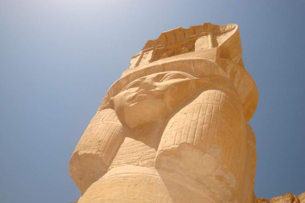 ai1045.photobucket.com_albums_b452_hdptuga_Egypte_LouxorTempledeHatshepsout13.jpg