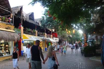 ai1045.photobucket.com_albums_b452_hdptuga_Mexico_DSC02146.jpg