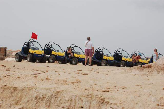 ai105.photobucket.com_albums_m219_bnuno40_Cabo_20verde_DSC_2841.jpg