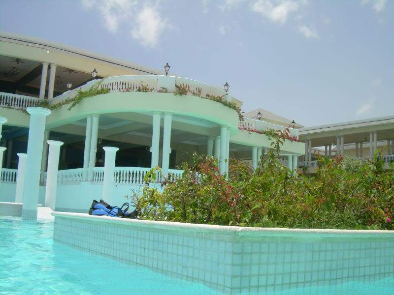 ai105.photobucket.com_albums_m219_bnuno40_Jamaica_202009_21.jpg