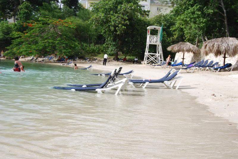 ai105.photobucket.com_albums_m219_bnuno40_Jamaica_202009_40.jpg