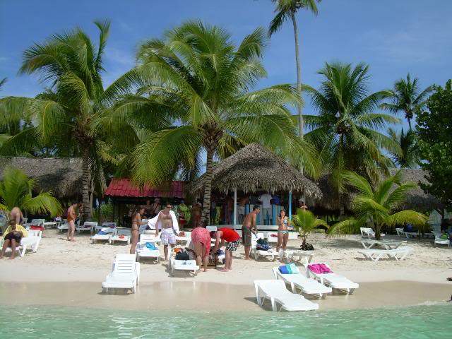 ai105.photobucket.com_albums_m219_bnuno40_Saona_DSCN3764.jpg