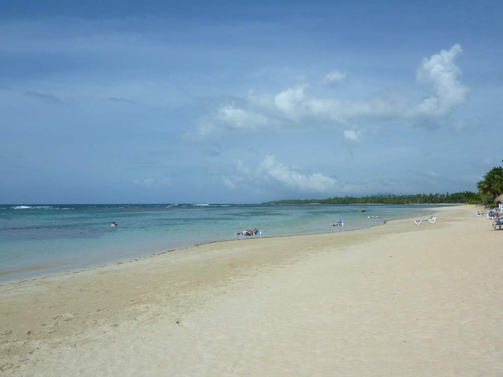 ai1051.photobucket.com_albums_s425_acristina1_Samana_202012_20Report_31PraiaEP.jpg