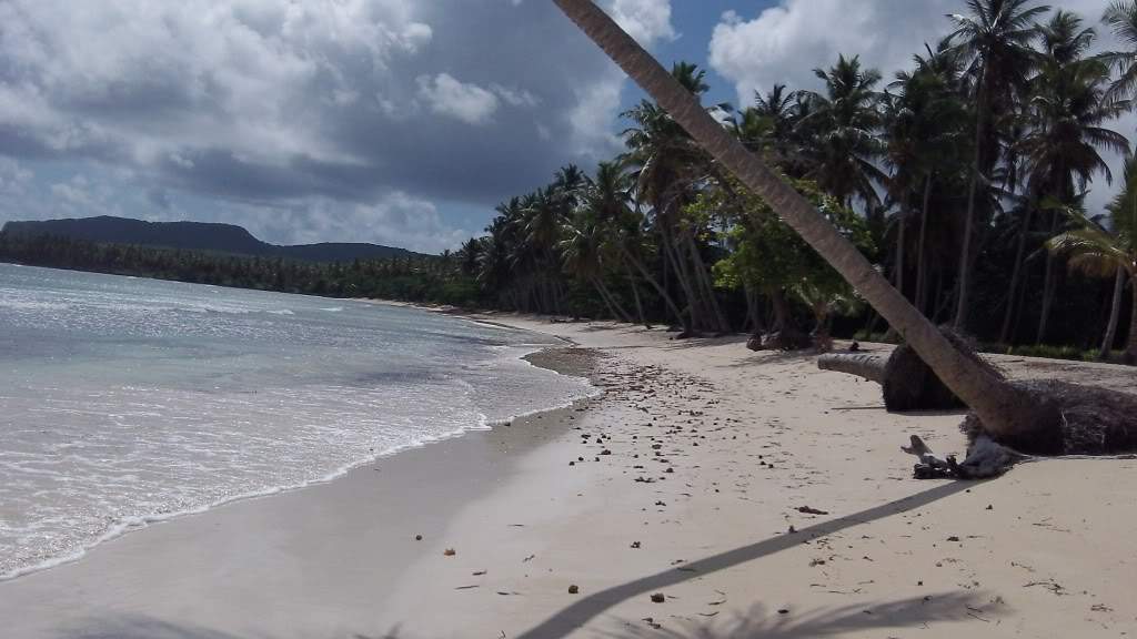 ai1051.photobucket.com_albums_s425_acristina1_Samana_202012_20Report_86LasGalleras.jpg
