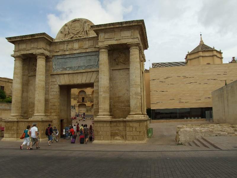 ai1056.photobucket.com_albums_t367_varycela_ferias_2014_d1_DSCF8903_zpsc0ec35ac.jpg