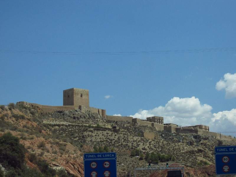 ai1056.photobucket.com_albums_t367_varycela_ferias_2014_d3_IMG_0642_zps60ae3adb.jpg