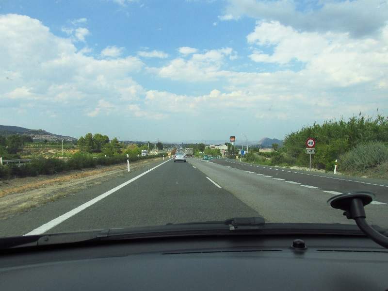 ai1056.photobucket.com_albums_t367_varycela_ferias_2014_d3_IMG_0660_zps2f22f571.jpg