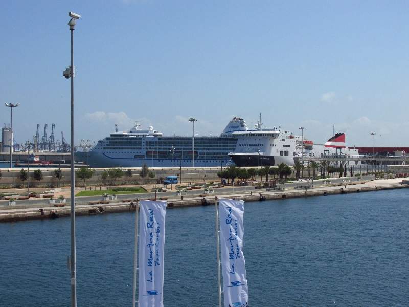 ai1056.photobucket.com_albums_t367_varycela_ferias_2014_d7_IMG_1215_zpsa666d031.jpg