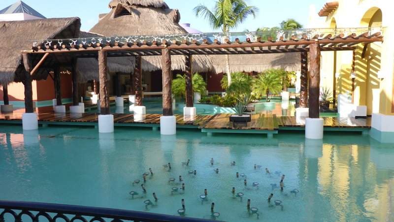 ai107.photobucket.com_albums_m301_pedrotdi150_Mexico_P1120137_zps1mpeqmnr.jpg