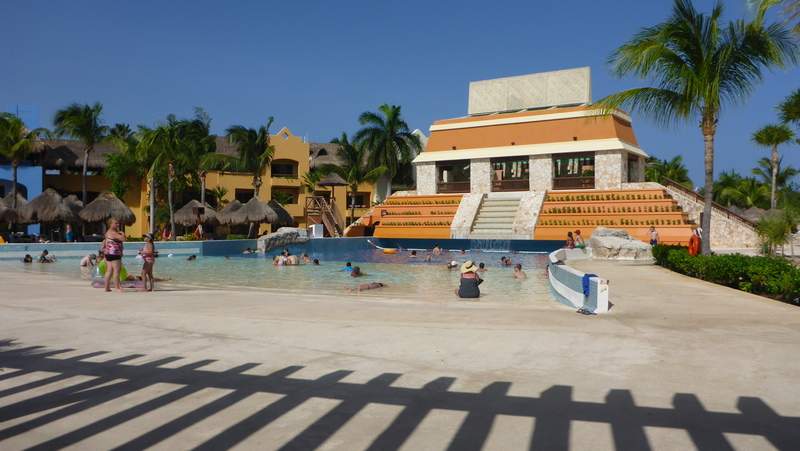 ai107.photobucket.com_albums_m301_pedrotdi150_Mexico_P1120263_zpsoqpq4xzv.jpg