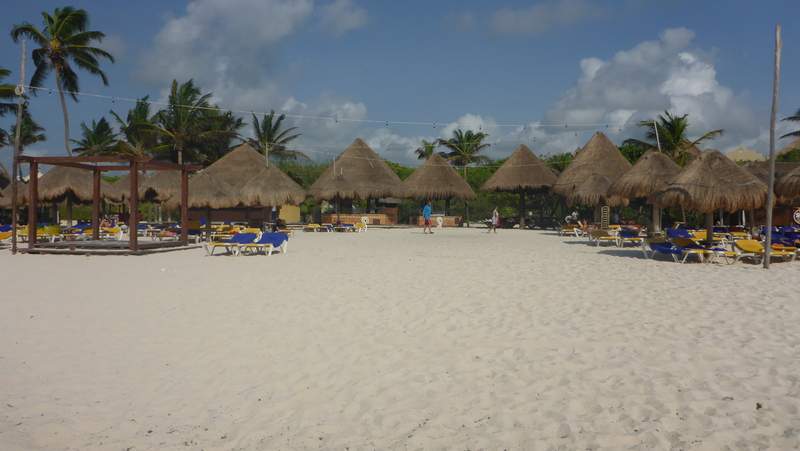 ai107.photobucket.com_albums_m301_pedrotdi150_Mexico_P1120344_zpsifx0aw8c.jpg