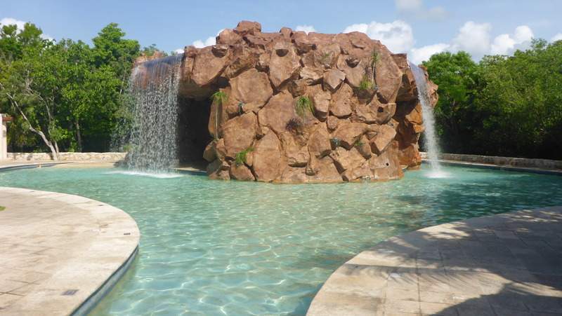 ai107.photobucket.com_albums_m301_pedrotdi150_Mexico_P1120368_zpscptelanp.jpg