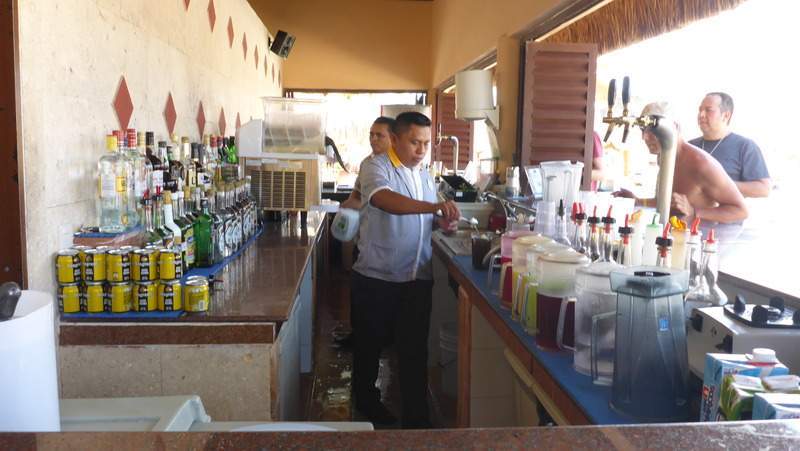 ai107.photobucket.com_albums_m301_pedrotdi150_Mexico_P1120418_zps9wjiokvo.jpg