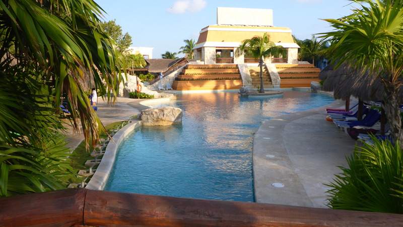 ai107.photobucket.com_albums_m301_pedrotdi150_Mexico_P1130201_zpsynocznwf.jpg