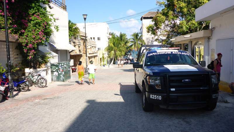 ai107.photobucket.com_albums_m301_pedrotdi150_Mexico_P1130282_zps4szvvzj1.jpg