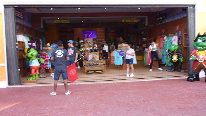 ai107.photobucket.com_albums_m301_pedrotdi150_Mexico_P1130299_zpsko8ddc9i.jpg