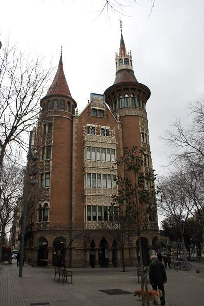 ai1080.photobucket.com_albums_j334_jnunes1977_Barcelona_Barcelona009800x600_zpsc8b0dcce.jpg