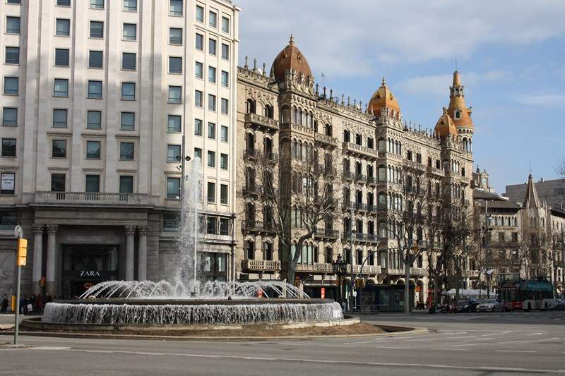 ai1080.photobucket.com_albums_j334_jnunes1977_Barcelona_Barcelona073800x600_zps7f490d4a.jpg