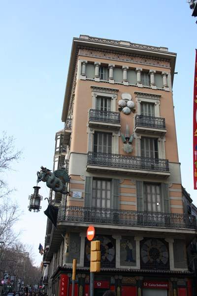 ai1080.photobucket.com_albums_j334_jnunes1977_Barcelona_Barcelona092800x600_zps84852550.jpg