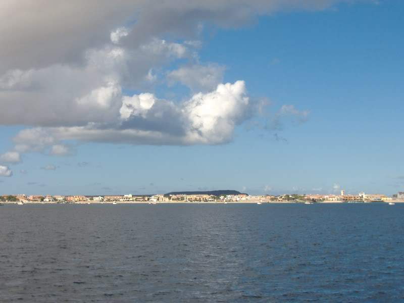 ai1080.photobucket.com_albums_j334_jnunes1977_Cabo_20Verde_SAL_azul4800x600.jpg