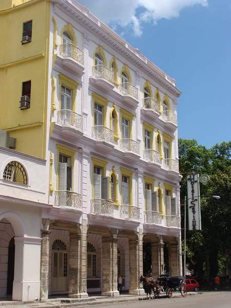 ai1080.photobucket.com_albums_j334_jnunes1977_Cuba_Havana_CUBA_MAIO2009_4GB_II162800x600.jpg