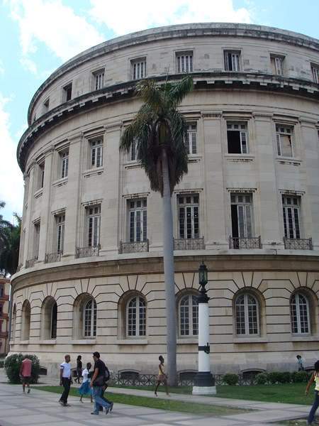 ai1080.photobucket.com_albums_j334_jnunes1977_Cuba_Havana_CUBA_MAIO2009_4GB_II247800x600.jpg