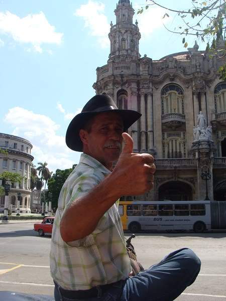 ai1080.photobucket.com_albums_j334_jnunes1977_Cuba_Havana_CUBA_MAIO2009_4GB_II298800x600.jpg